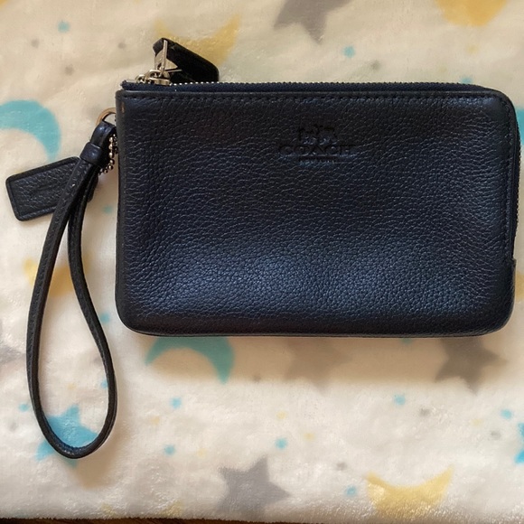 Navy Blue Coach wristlet. Good condition. - Picture 1 of 5